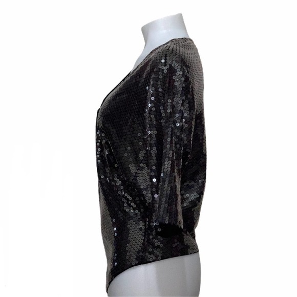 LaROK Black Sequined Short Sleeve V Neck Top XS - Picture 2 of 11